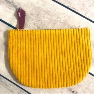 2/10$ new IPSY makeup bag